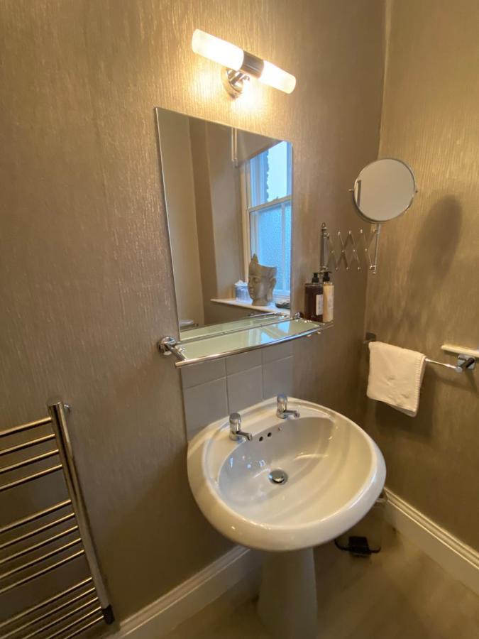 Merewyke Boutique Luxury Family Apartment Sleeps 4 , Central Location Windermere Exteriör bild